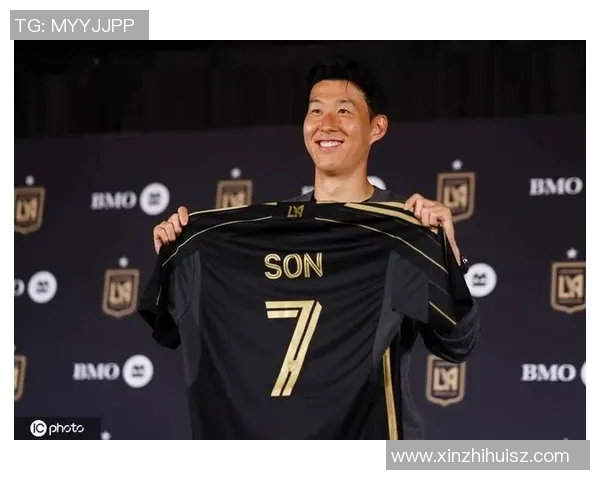 中国足球明星风采全景解析及其在国际舞台上的影响力