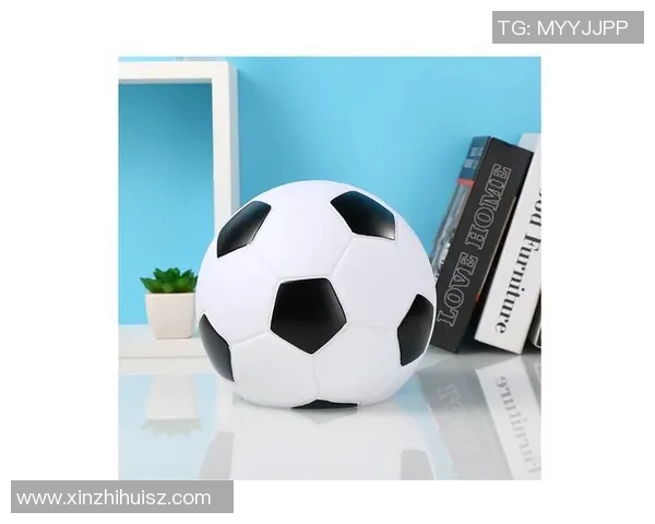 搪胶足球明星公仔带你领略足球魅力与收藏乐趣的完美结合
